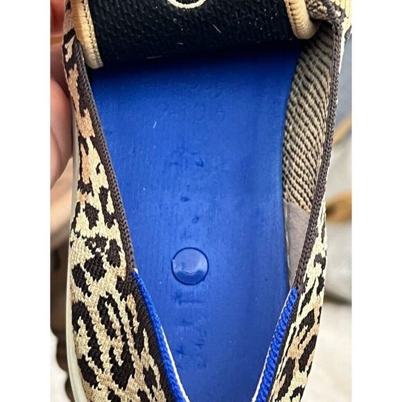9.5 Rothy's Leapord Print Slip On Sneakers Great Condition! - Picture 14 of 15